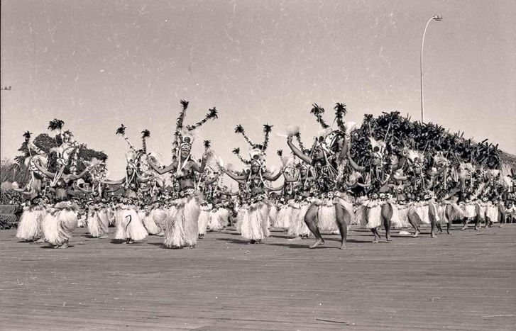 Le groupe Temaeva au Tiurai en 1970 - Crédit photo : Jean-Claude Soulier Le groupe Temaeva au Tiurai en 1970 - Crédit photo : Jean-Claude Soulier